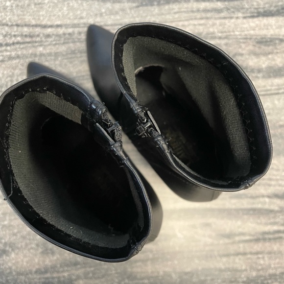 Catherine Malandrino Ankle Boots NWT - Picture 6 of 10